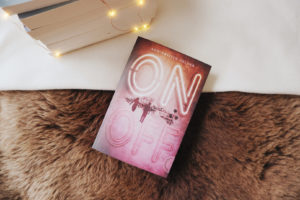 Read more about the article [Rezension] On: Off – Ann-Kristin Gelder