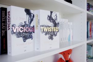 Read more about the article [Rezension] Twisted Love – L.J. Shen